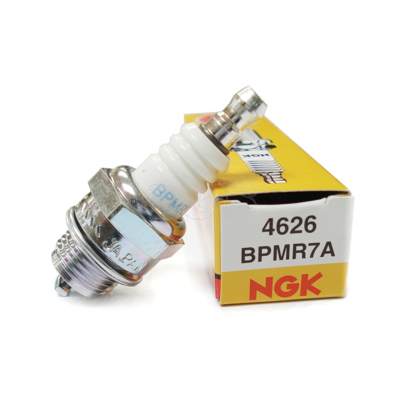 Bougie NGK BPMR7A mobylette, moto, tondeuse, tronçonneuse